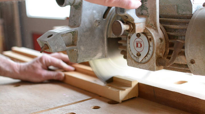 Es prácticamente imposible tener todas las herramientas que existen en el  mercado para ayudarnos en nuestros trabajos de carpintería, …