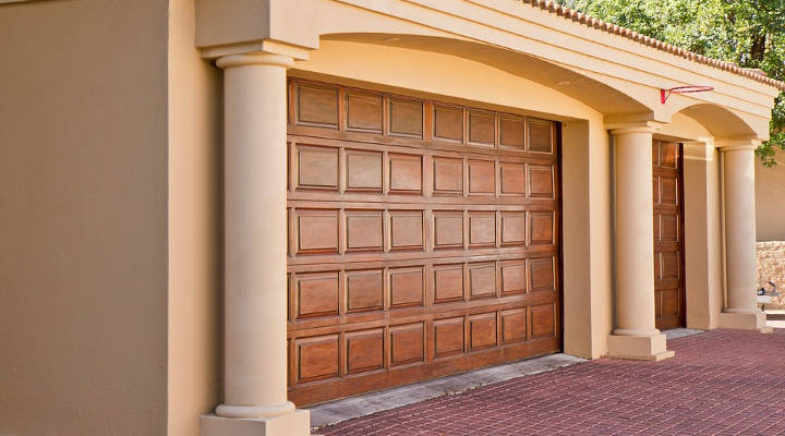 Cuánto cuesta instalar una puerta de garaje basculante?